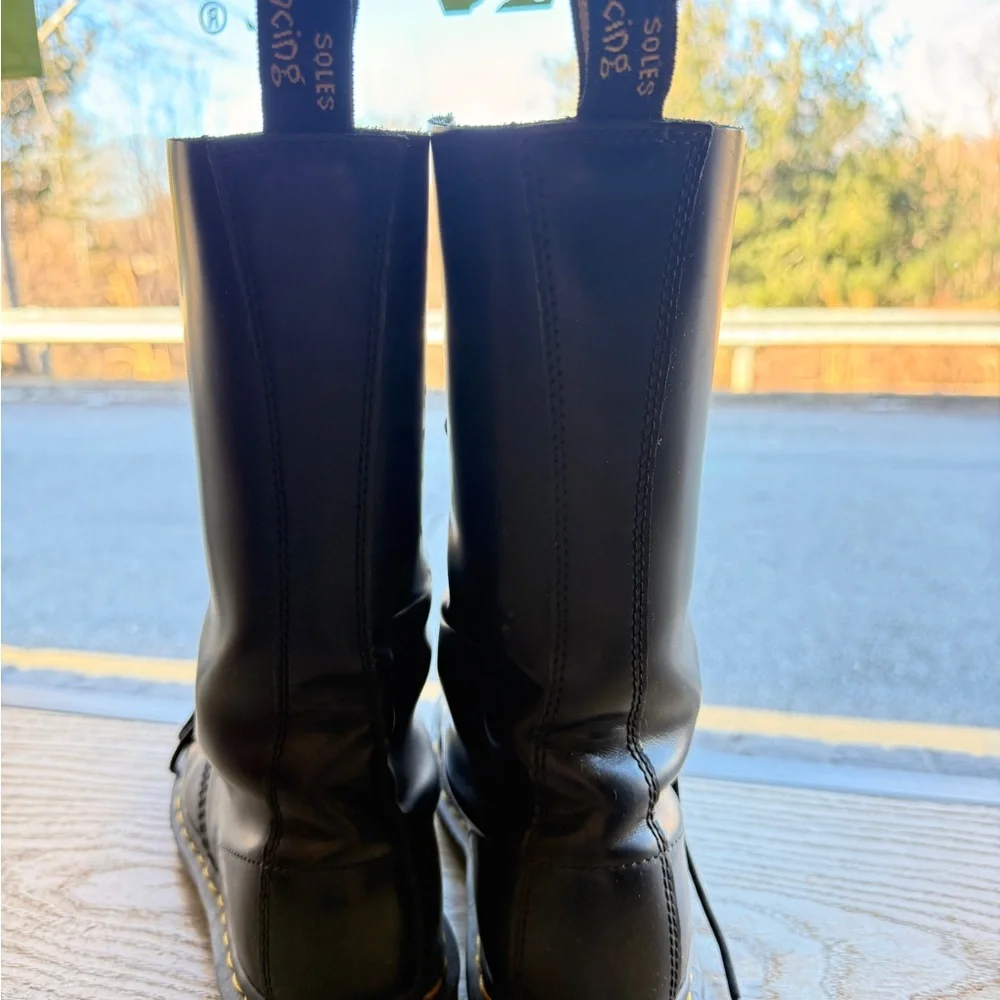 1914 Smooth Leather Tall Black Leather Lace-Up Boots- Dr. Martens US 8M / 9L - Picture 6 of 15